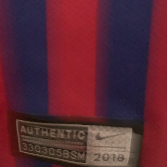 Authentic 2018 Barcelona Soccer Jersey Boy Size XL - Picture 6 of 7